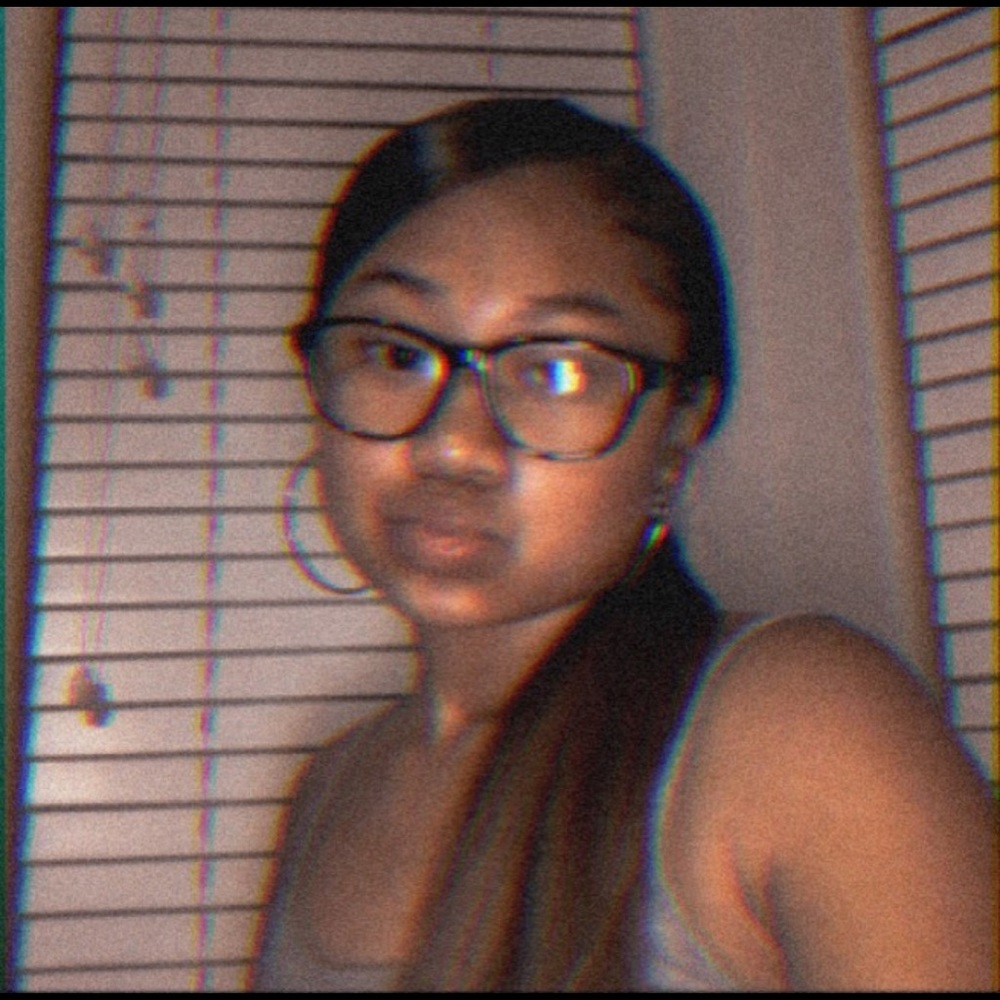 Meet your Posher, Nikki